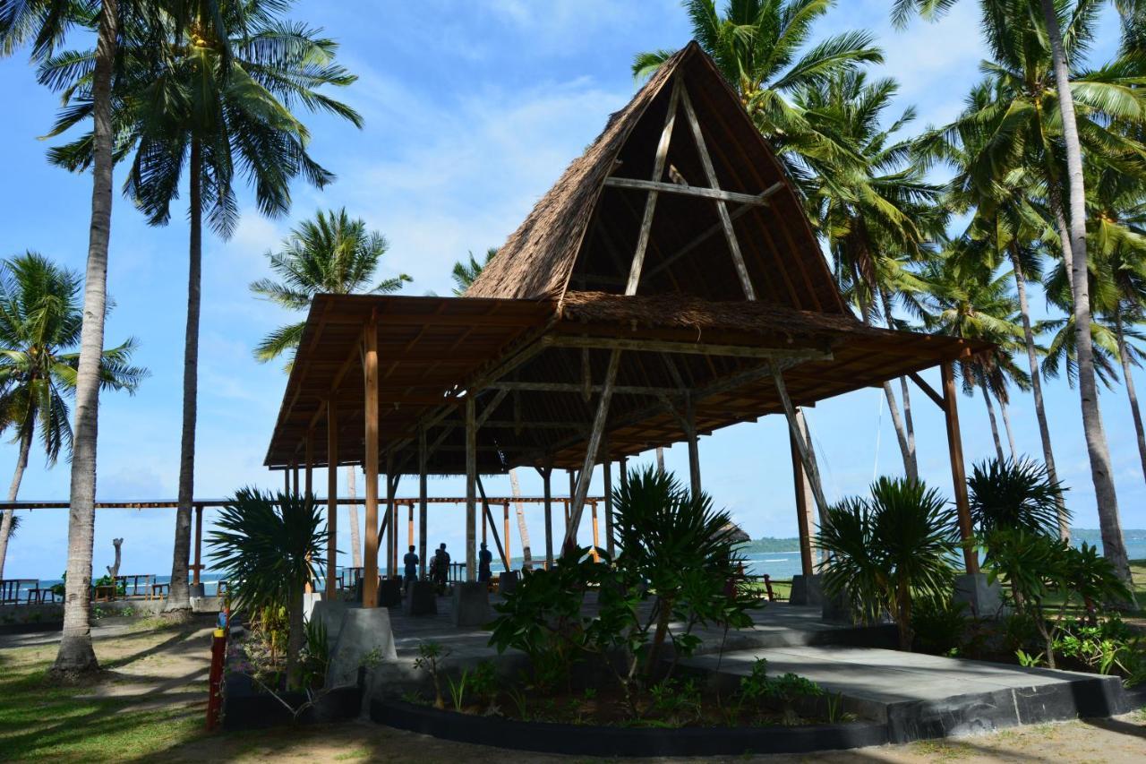 Sunari Beach Resort Selayar Matalalang Buitenkant foto