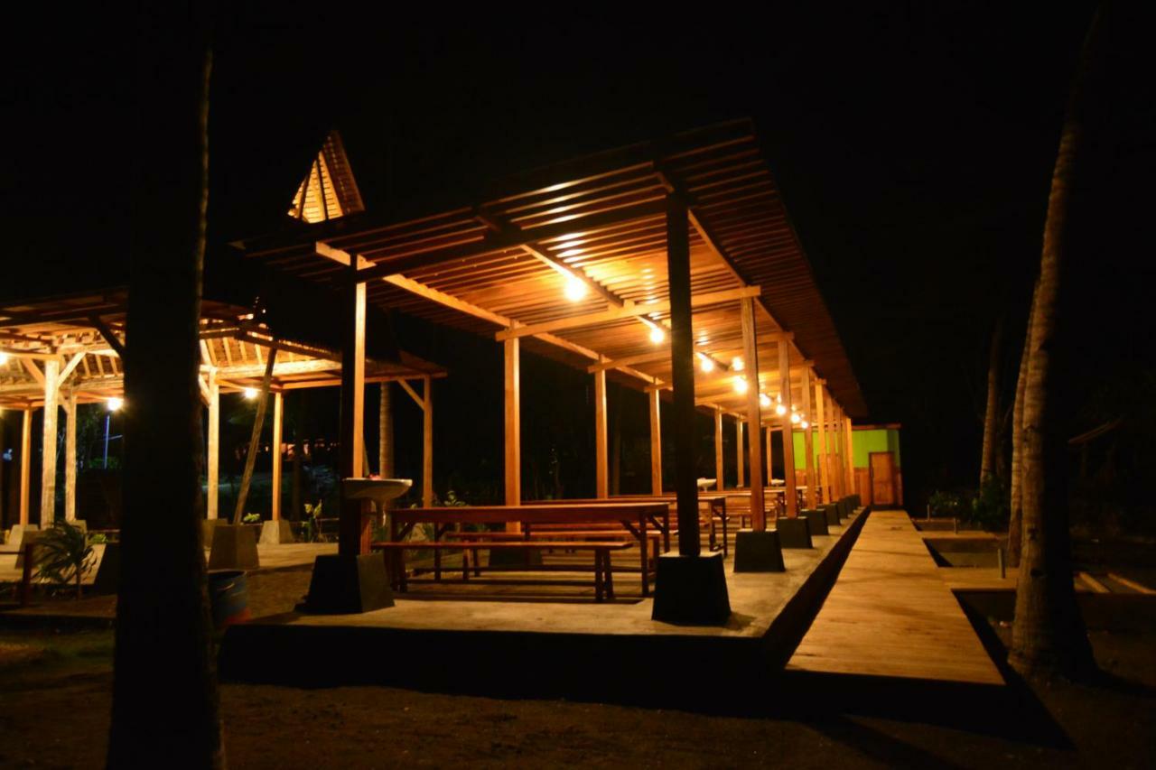Sunari Beach Resort Selayar Matalalang Buitenkant foto