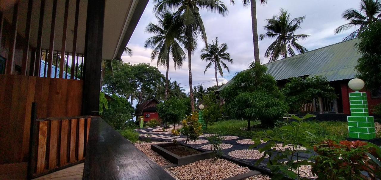 Sunari Beach Resort Selayar Matalalang Buitenkant foto